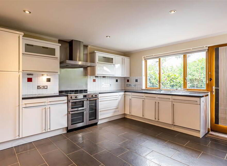 4 Downshire Lane, Bangor, BT20 3TY