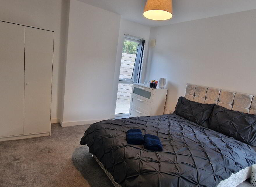 Unit 1, 21 Bridge End, Belfast, BT5 4AW