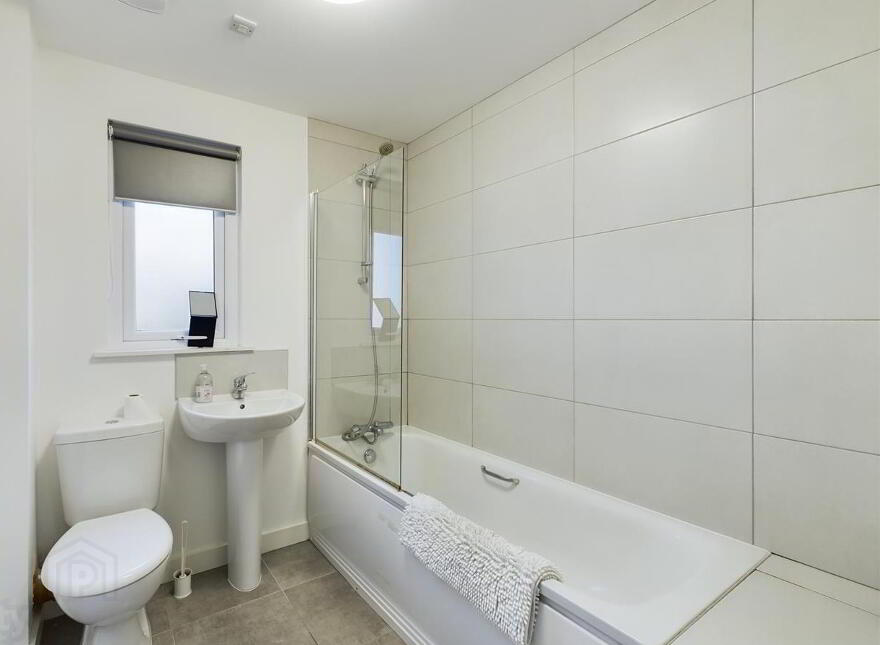 Unit 1, 21 Bridge End, Belfast, BT5 4AW