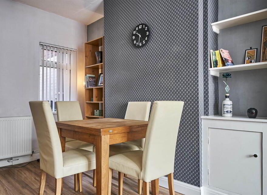 4 Shaw Street, Belfast, BT4 1PT