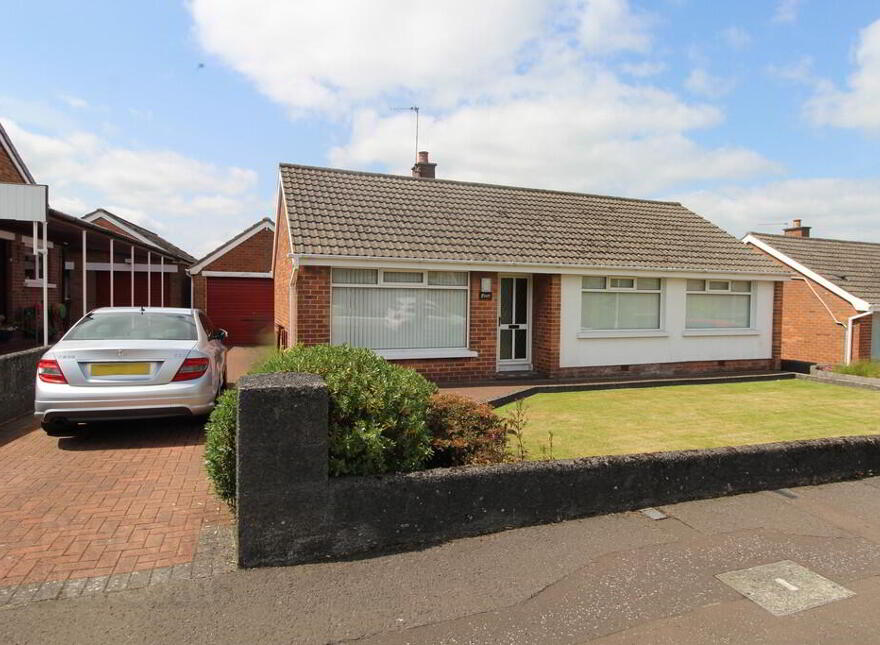 4 Carol Gardens, Newtownabbey, BT36 6SG photo