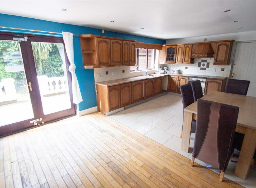 8 Kestrel Grange, Stewartstown Road, Belfast, BT17 0FF