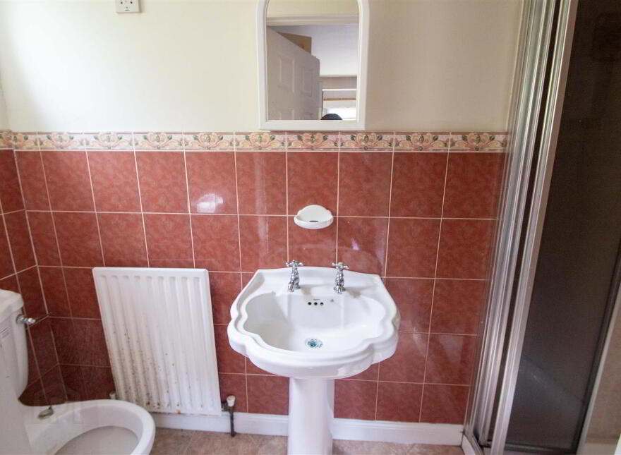 8 Kestrel Grange, Stewartstown Road, Belfast, BT17 0FF