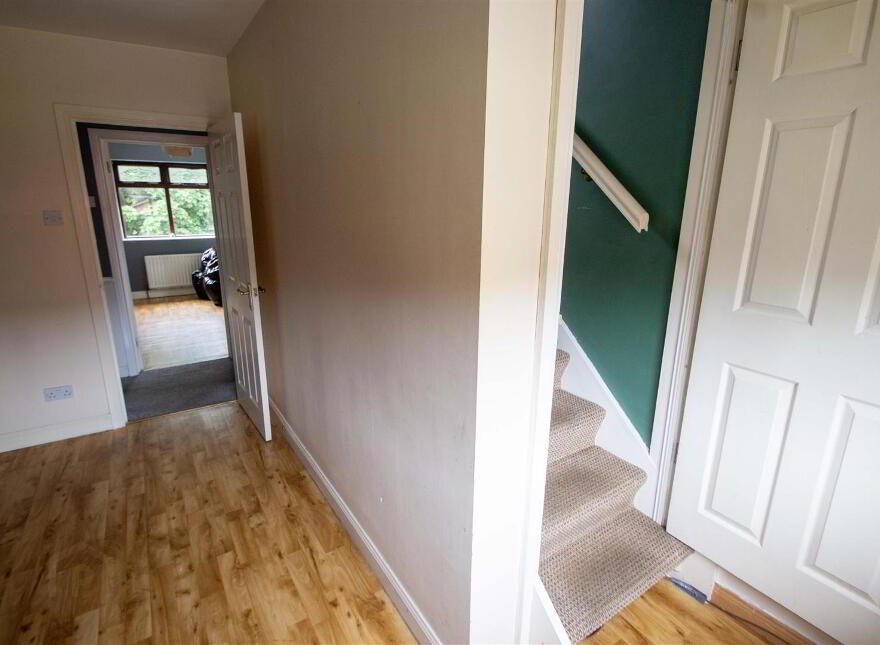8 Kestrel Grange, Stewartstown Road, Belfast, BT17 0FF