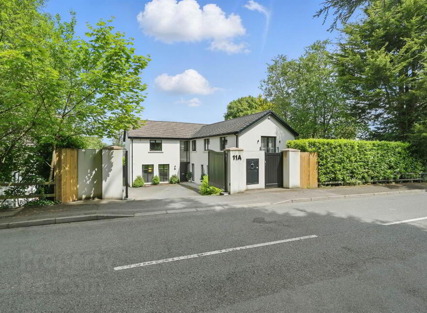 11a Carnesure Park, Comber, BT23 5LT photo