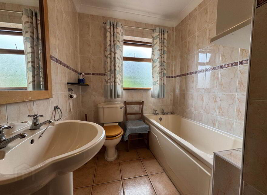 Cooleen, Thomas Street, Clonmel, E91YY42
