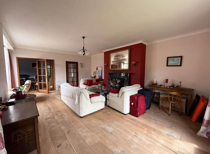 Cooleen, Thomas Street, Clonmel, E91YY42