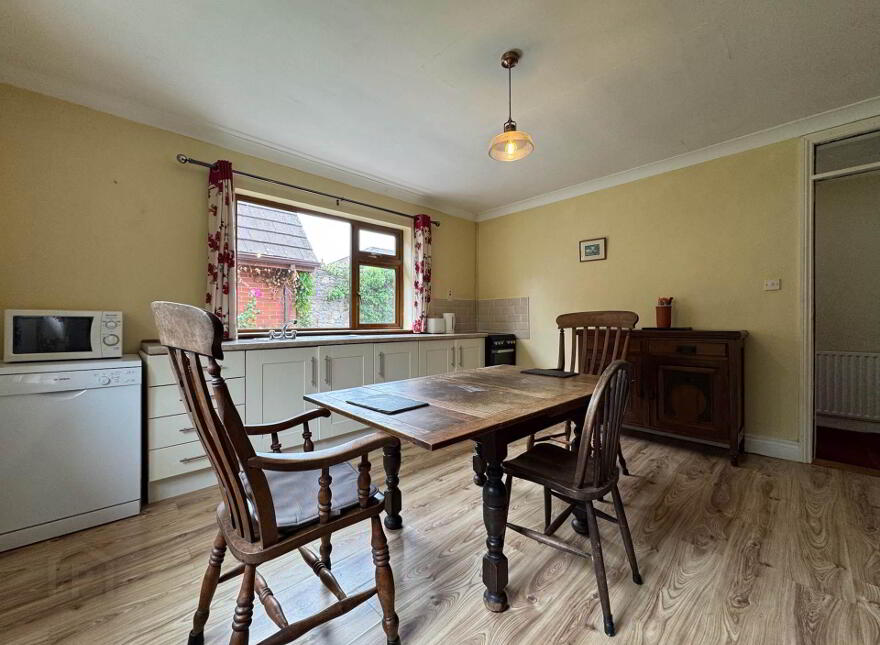 Cooleen, Thomas Street, Clonmel, E91YY42