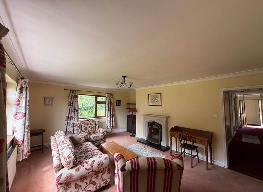 Cooleen, Thomas Street, Clonmel, E91YY42