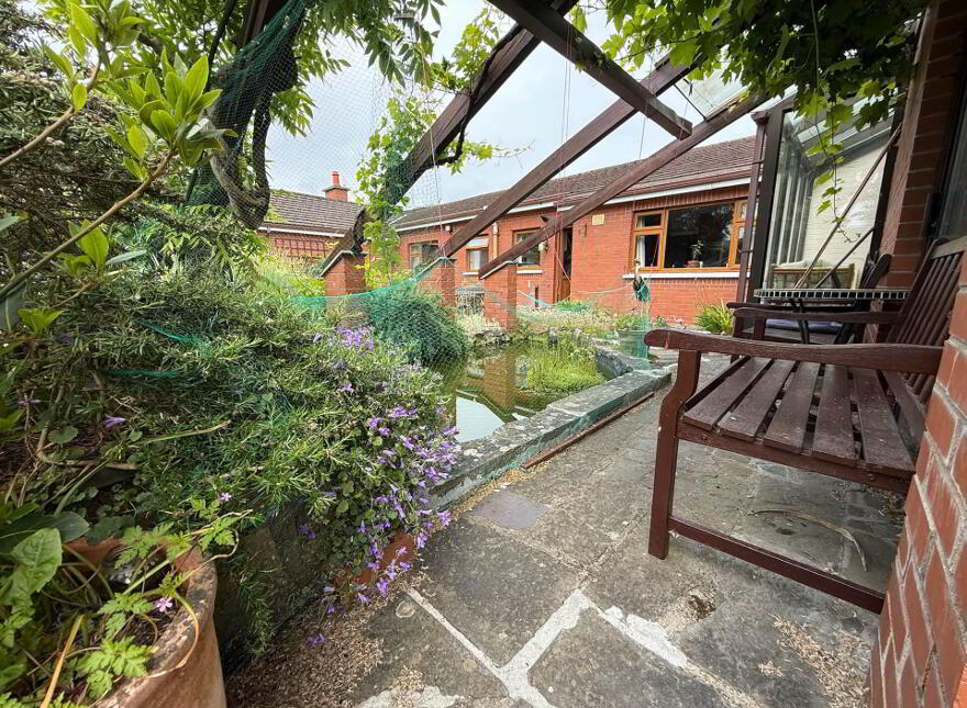 Cooleen, Thomas Street, Clonmel, E91YY42