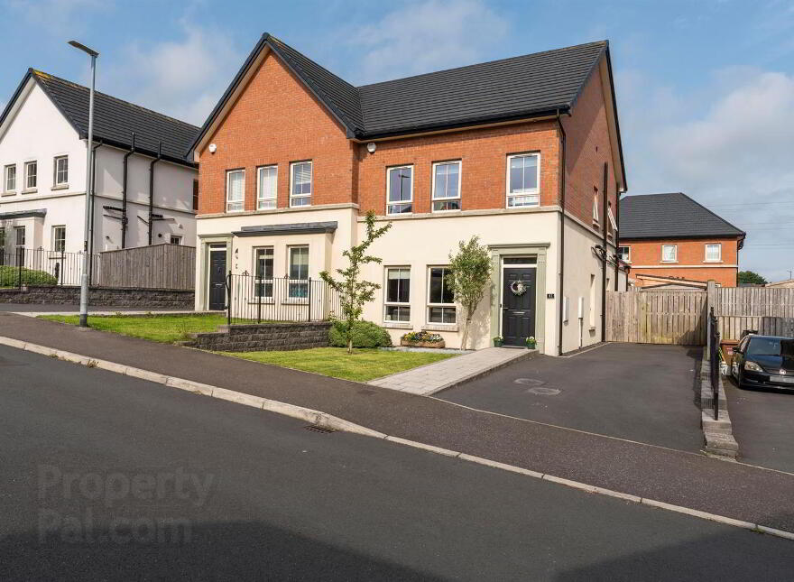 41 Lynn Hall Lane, Bangor, BT19 1GX photo
