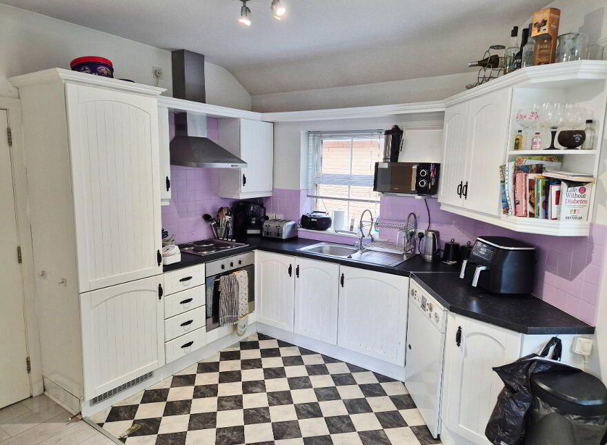 Apt 9 Fountain Court, Circular Road, Coleraine, BT52 1GT