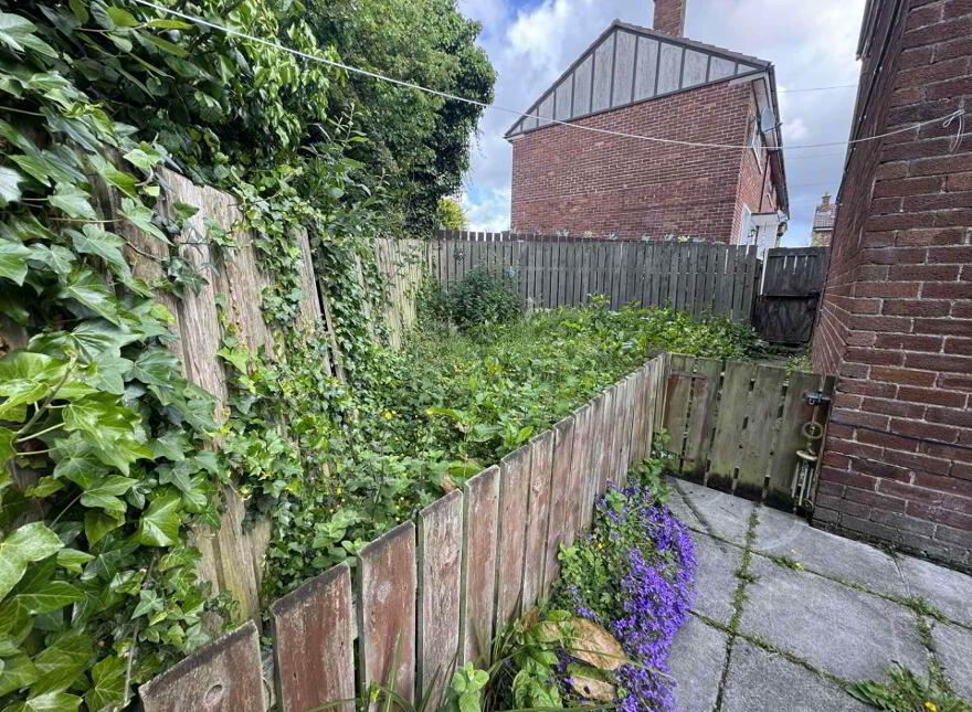 11 Alexandra Place, Carrickfergus, BT38 7HE