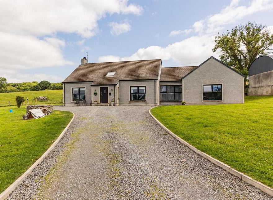 31 Annacloy Road, Downpatrick, BT30 9AE