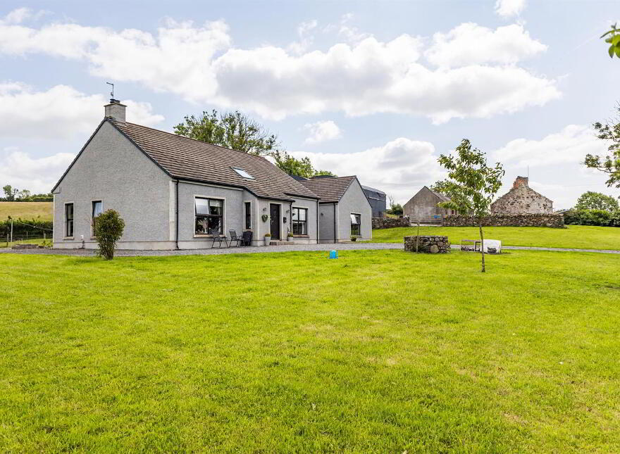 31 Annacloy Road, Downpatrick, BT30 9AE