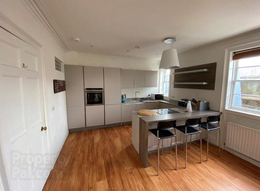 8 Atholl Place, Haymarket, Edinburgh, EH3 8HP photo