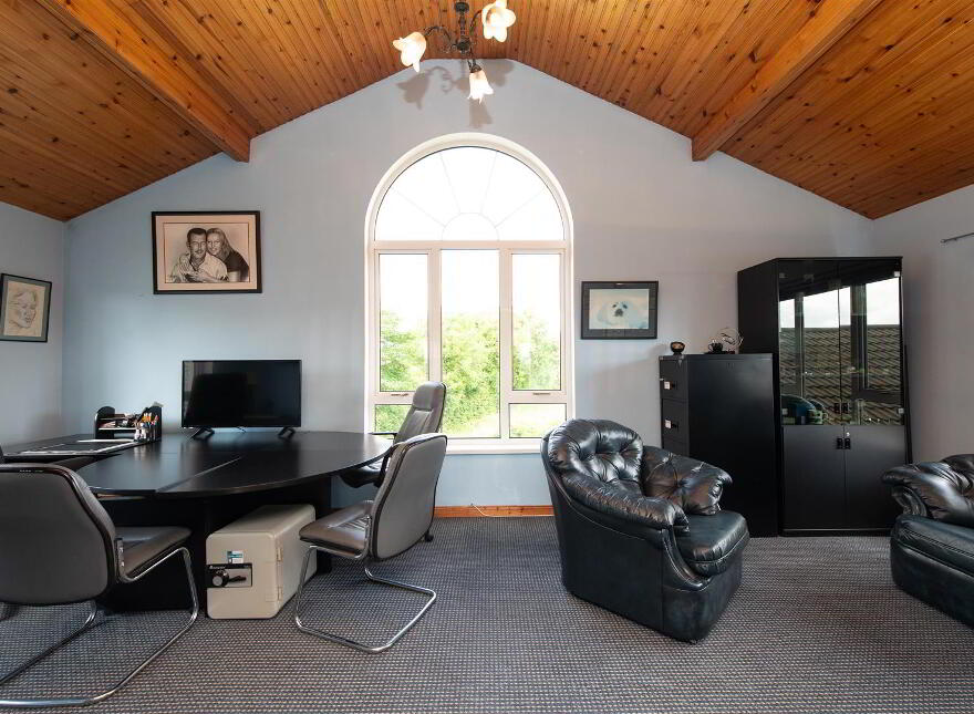 252a & 252b Castlewellan Road, Banbridge, BT32 3SF