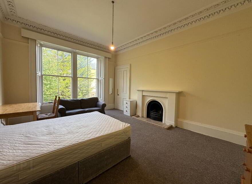 7 Glengyle Terrace, Bruntsfield, Edinburgh, EH3 9LL