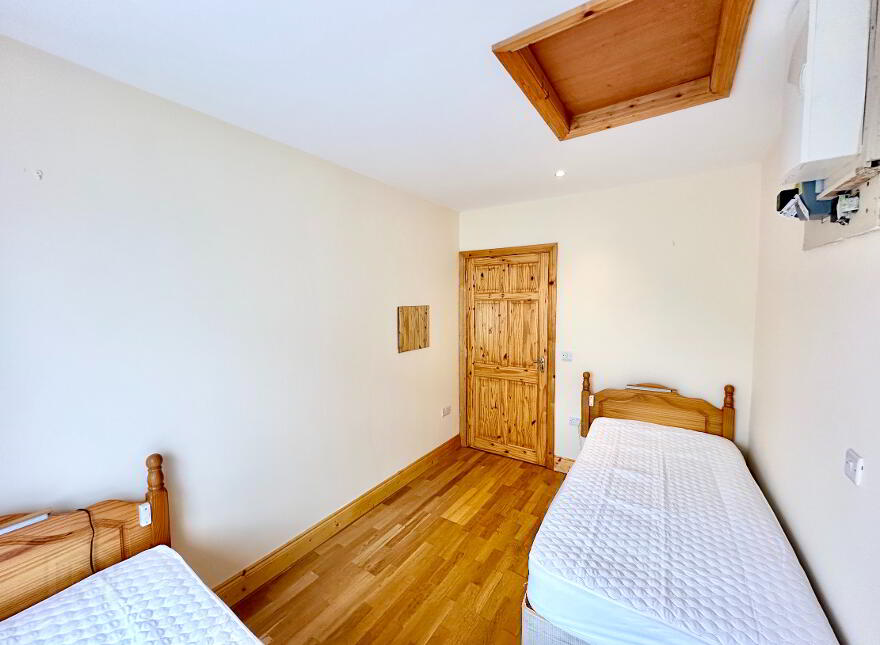 1 The Park, Broomscourt, Charleville, P56A704
