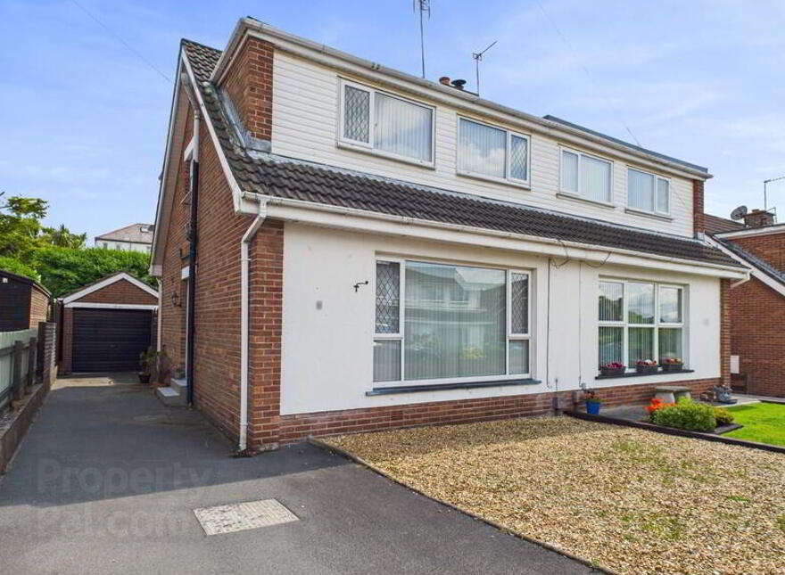 8 Victoria Crescent, Newtownards, BT23 7EQ photo