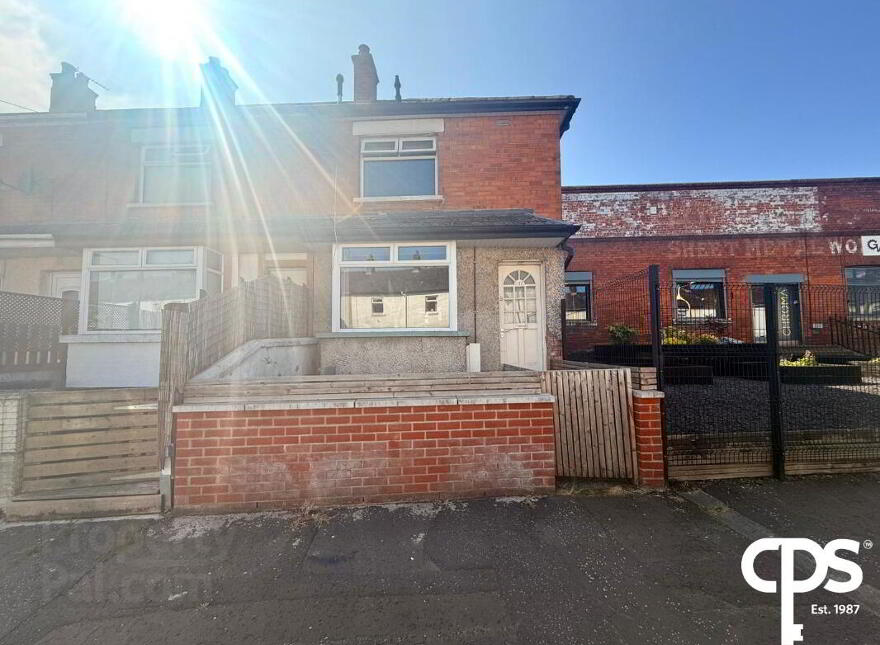 217 Donegal Avenue, Belfast, BT12 6LU photo