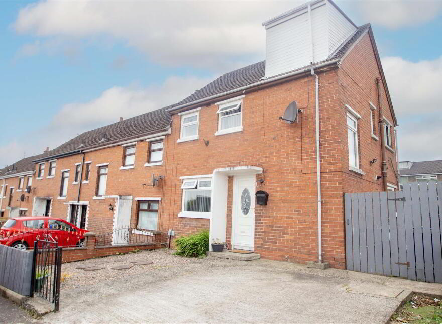 80 Bingnian Drive, Andersonstown, Belfast, BT11 8JB photo