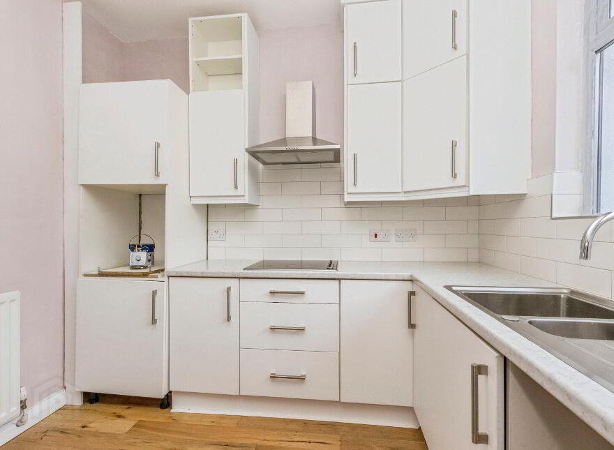 30 Newton Park, Four Winds, Belfast, BT8 6LH