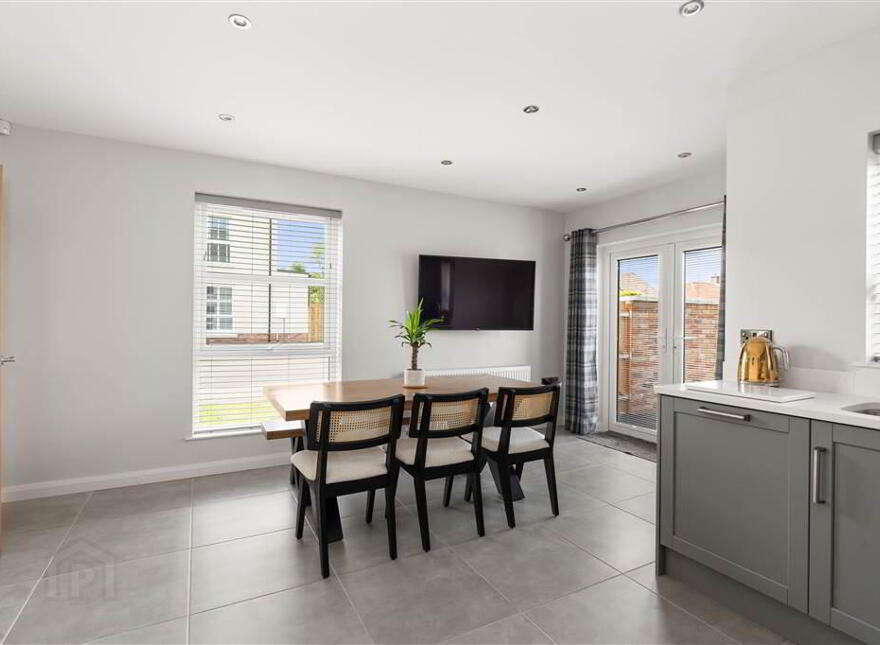 1 The Hollies, Ballymena, BT42 2HR