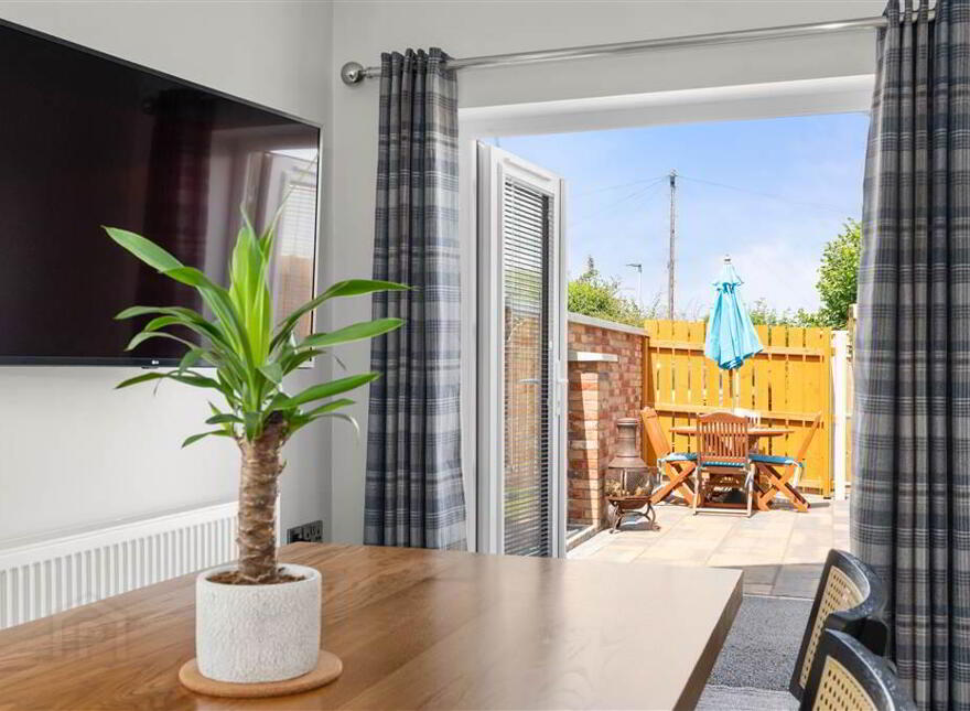 1 The Hollies, Ballymena, BT42 2HR
