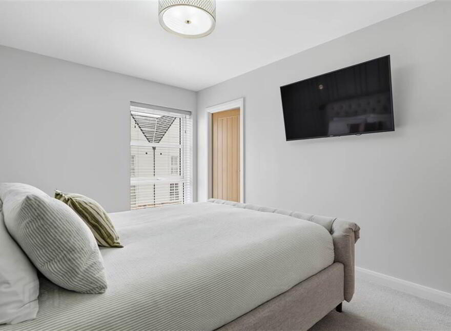 1 The Hollies, Ballymena, BT42 2HR