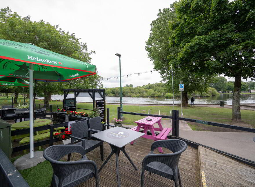 The Hawthorn Bar, Hartlands Avenue, Glasheen Road, The Lough, Cork
