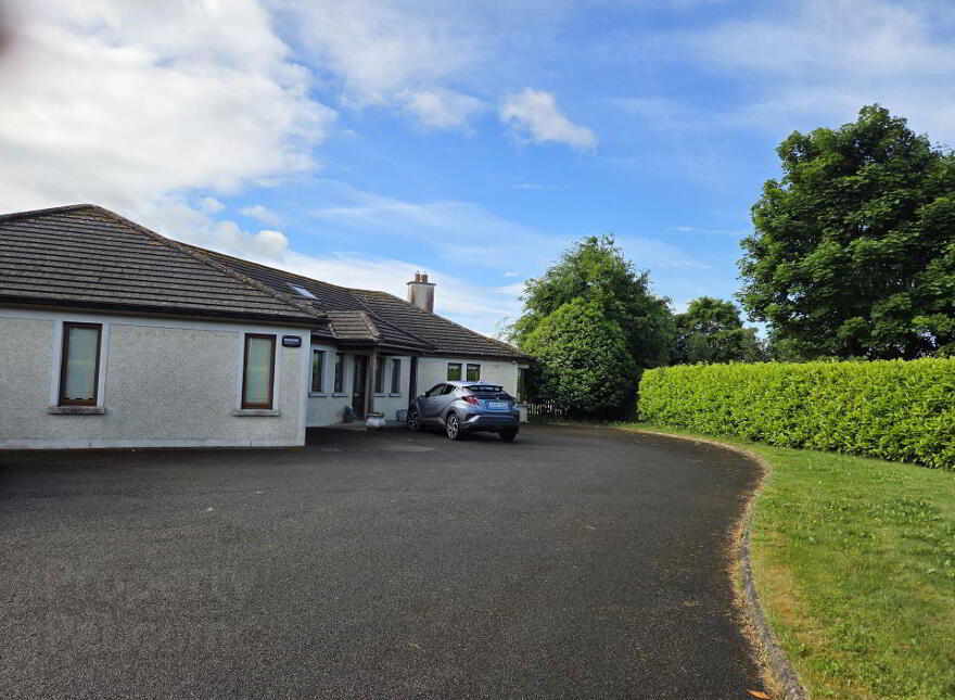 4 Cluain Laigheann, Athy, R14DC42 photo
