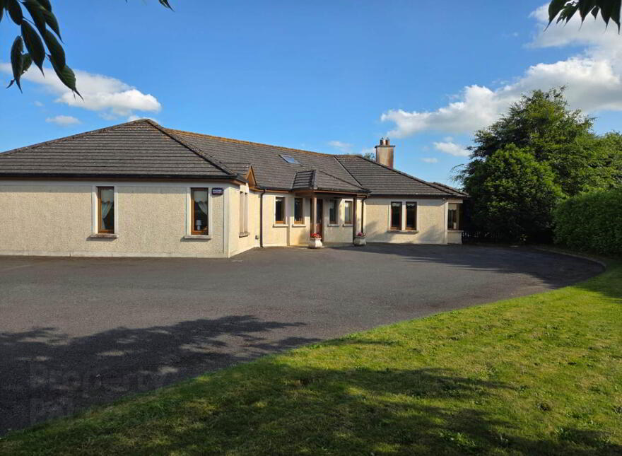 4 Cluain Laigheann, Athy, R14DC42 photo