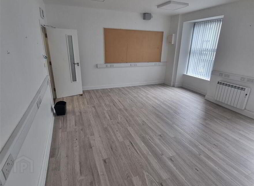 84 O Connell, Dungarvan, X35C990