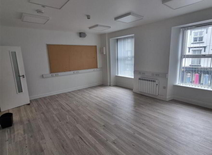 84 O Connell, Dungarvan, X35C990
