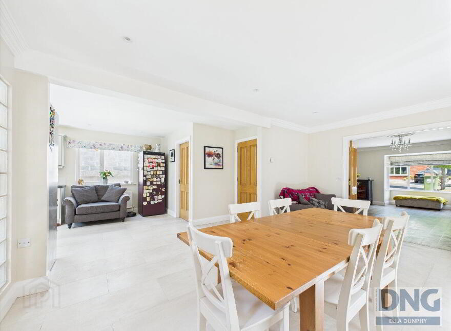 9 The Grange, Dunningstown Road, R95