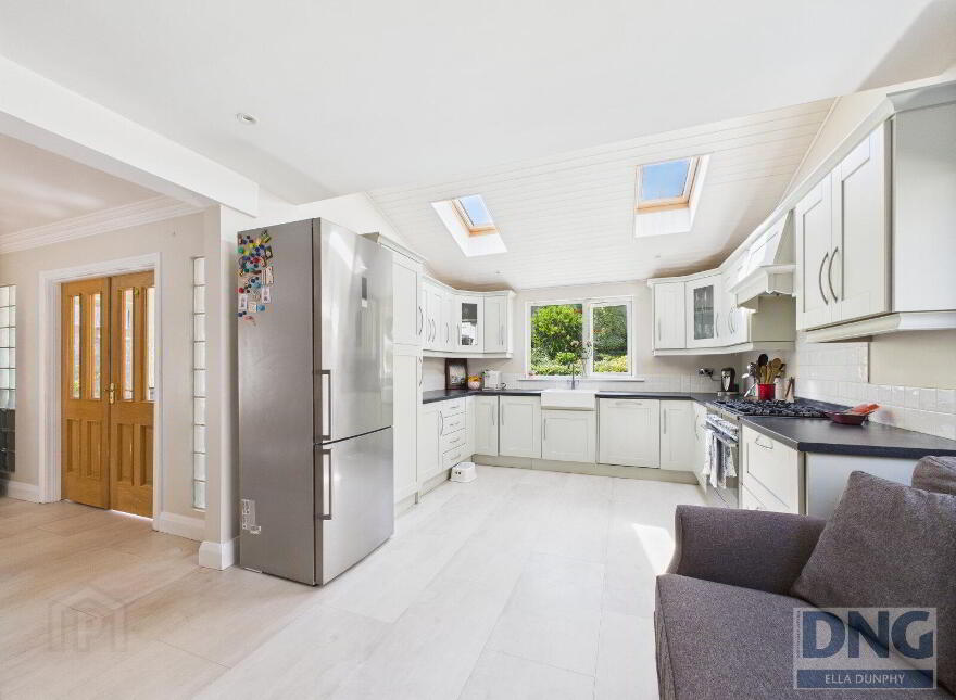 9 The Grange, Dunningstown Road, R95