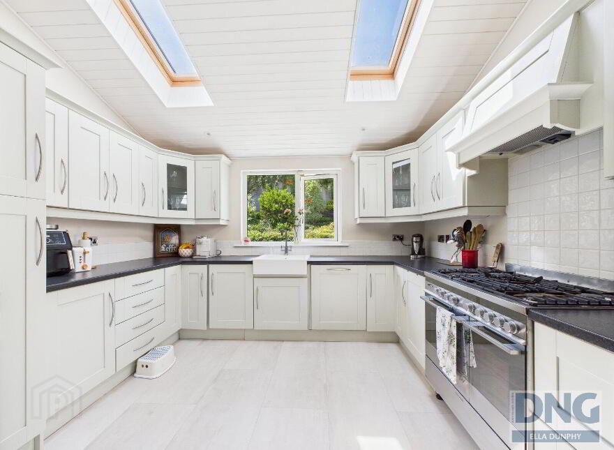 9 The Grange, Dunningstown Road, R95