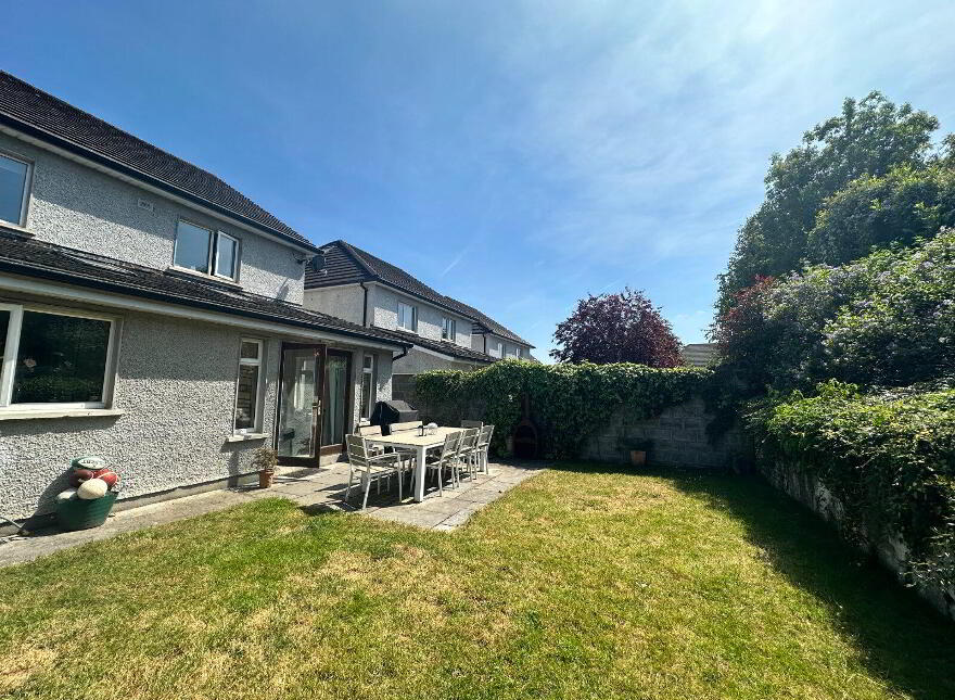 9 The Grange, Dunningstown Road, R95