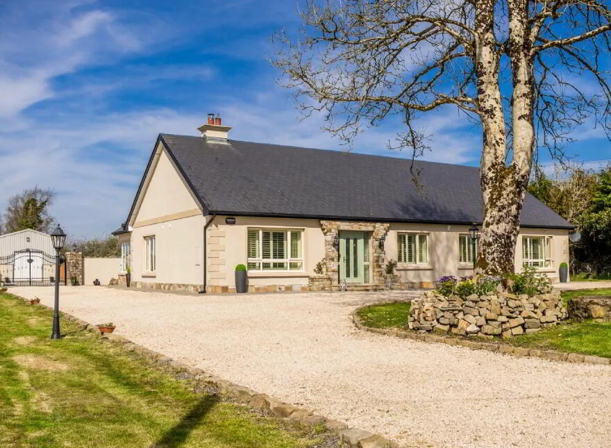 Hazel View Farm, Ballymoe, F45P921 photo