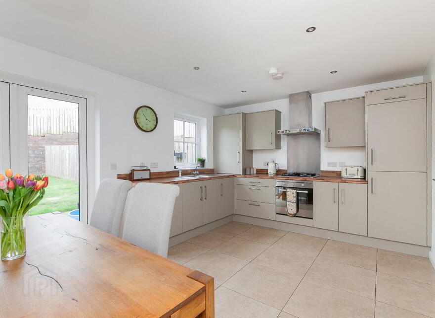 6 Foxton Crescent, Newtownabbey, BT36 5QF