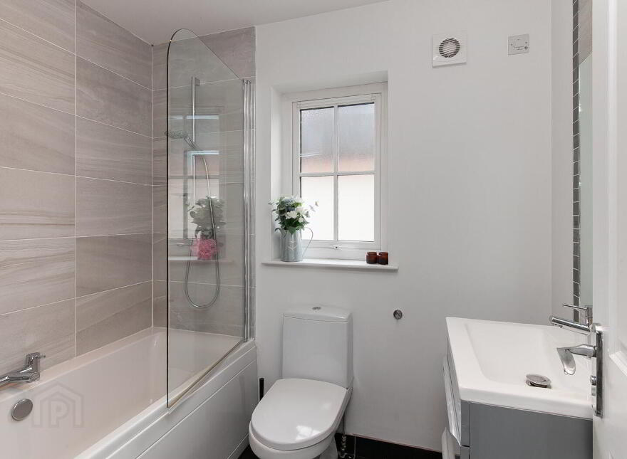 6 Foxton Crescent, Newtownabbey, BT36 5QF