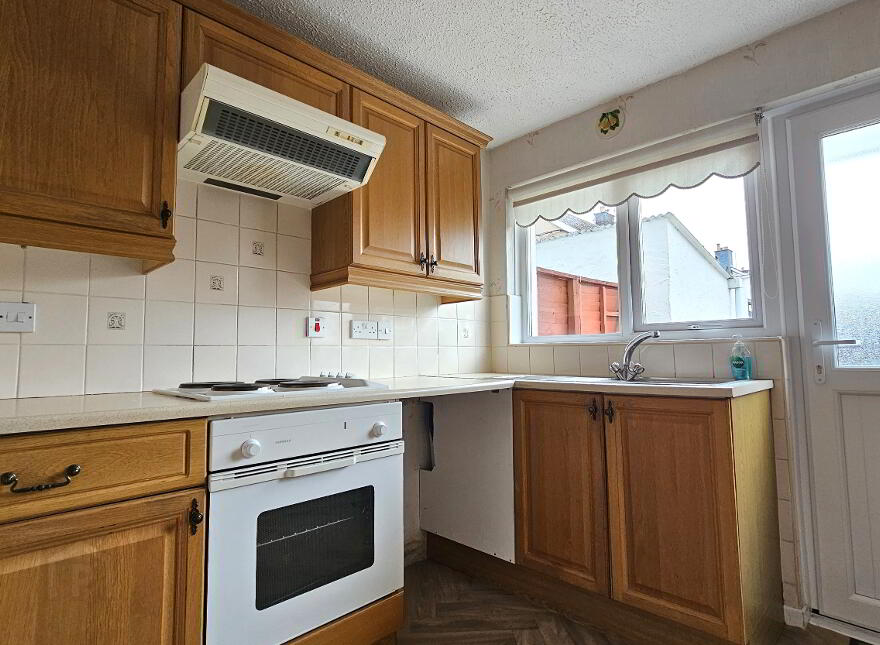 36 Whinsmoor Park, Broughshane, BT42 4JG