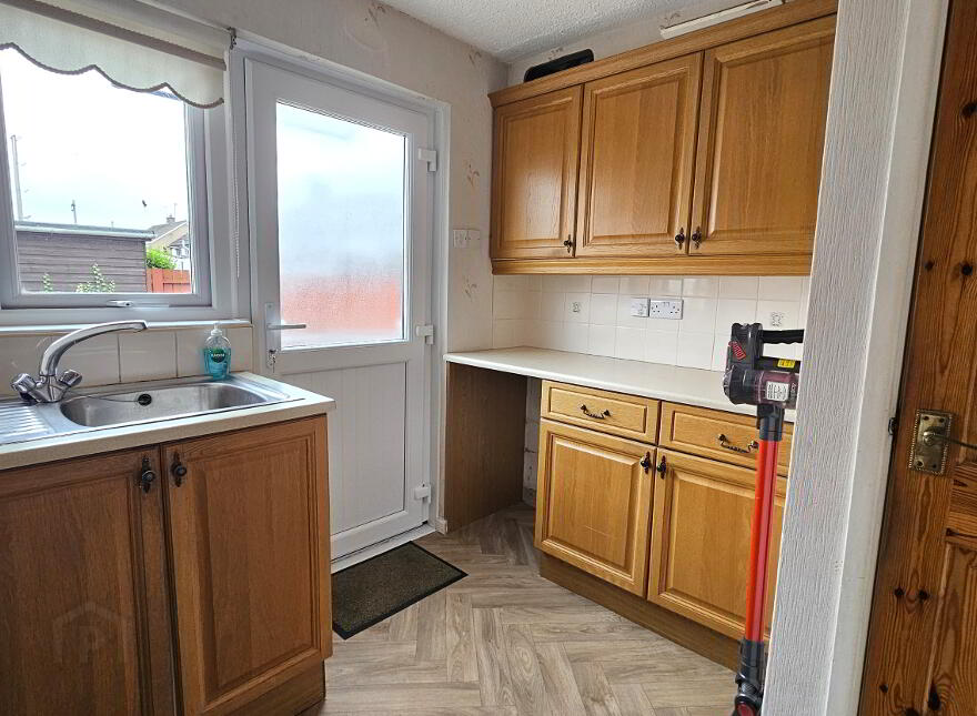 36 Whinsmoor Park, Broughshane, BT42 4JG