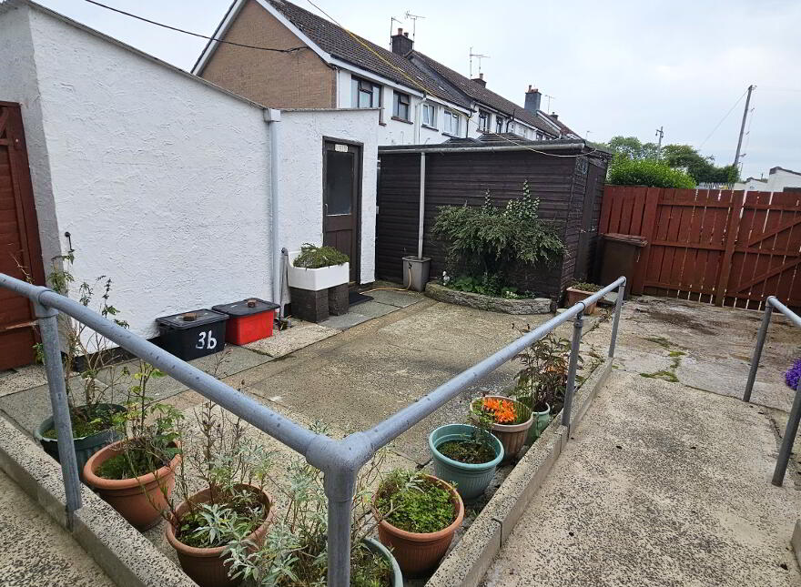 36 Whinsmoor Park, Broughshane, BT42 4JG