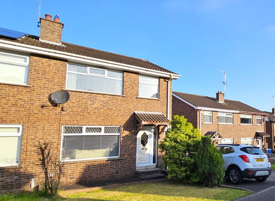 25 Fountain Lane, Antrim, BT41 1LX photo