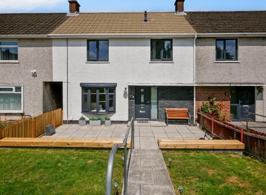16 Castledillon Road, Belvoir Park, Belfast, BT8 7BH photo