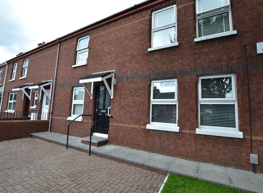 1 Vulcan Gardens, Belfast, BT5 4TU