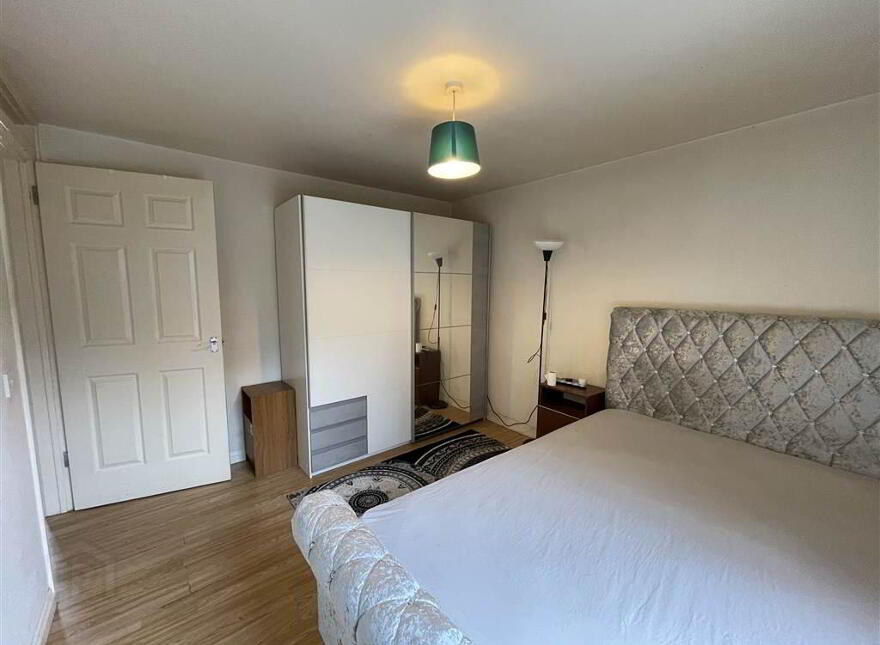1 Vulcan Gardens, Belfast, BT5 4TU