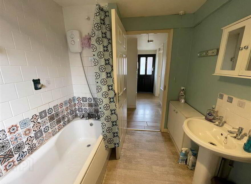 1 Vulcan Gardens, Belfast, BT5 4TU